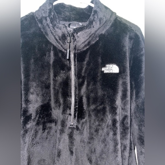 The North Face Plus Size Fuzzy Pull Over Sweater Jacket - Picture 3 of 12